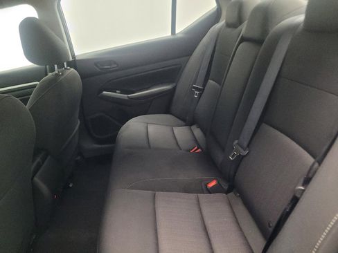 Used 2023 Nissan Altima 2.5 SV image 18