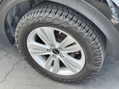 Used 2018 Kia Sportage LX AWD/4WD image 20