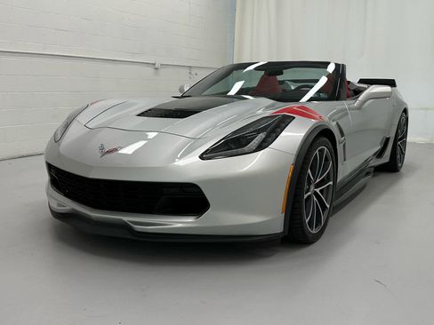 Used 2017 Chevrolet Corvette Grand Sport image 4