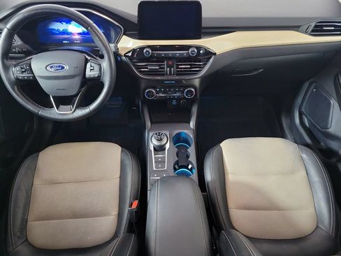 Used 2021 Ford Escape Titanium w/ Titanium Elite Package AWD/4WD image 14