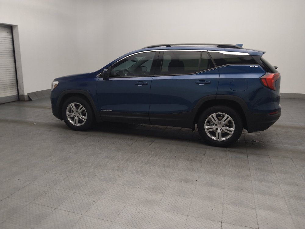 Used 2020 GMC Terrain SLE w/ Driver Convenience Package FWD image 3