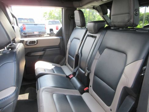 Used 2024 Ford Bronco Wildtrak AWD/4WD image 21