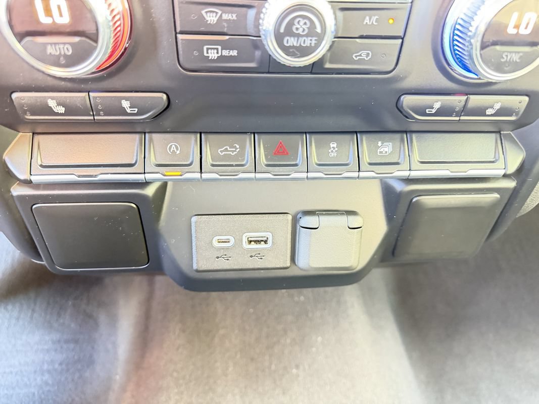 Used 2019 GMC Sierra 1500 SLE w/ SLE Value Package AWD/4WD image 25