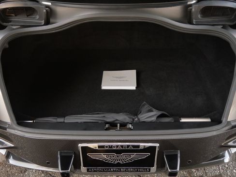 Used 2023 Aston Martin DBS Coupe RWD image 33