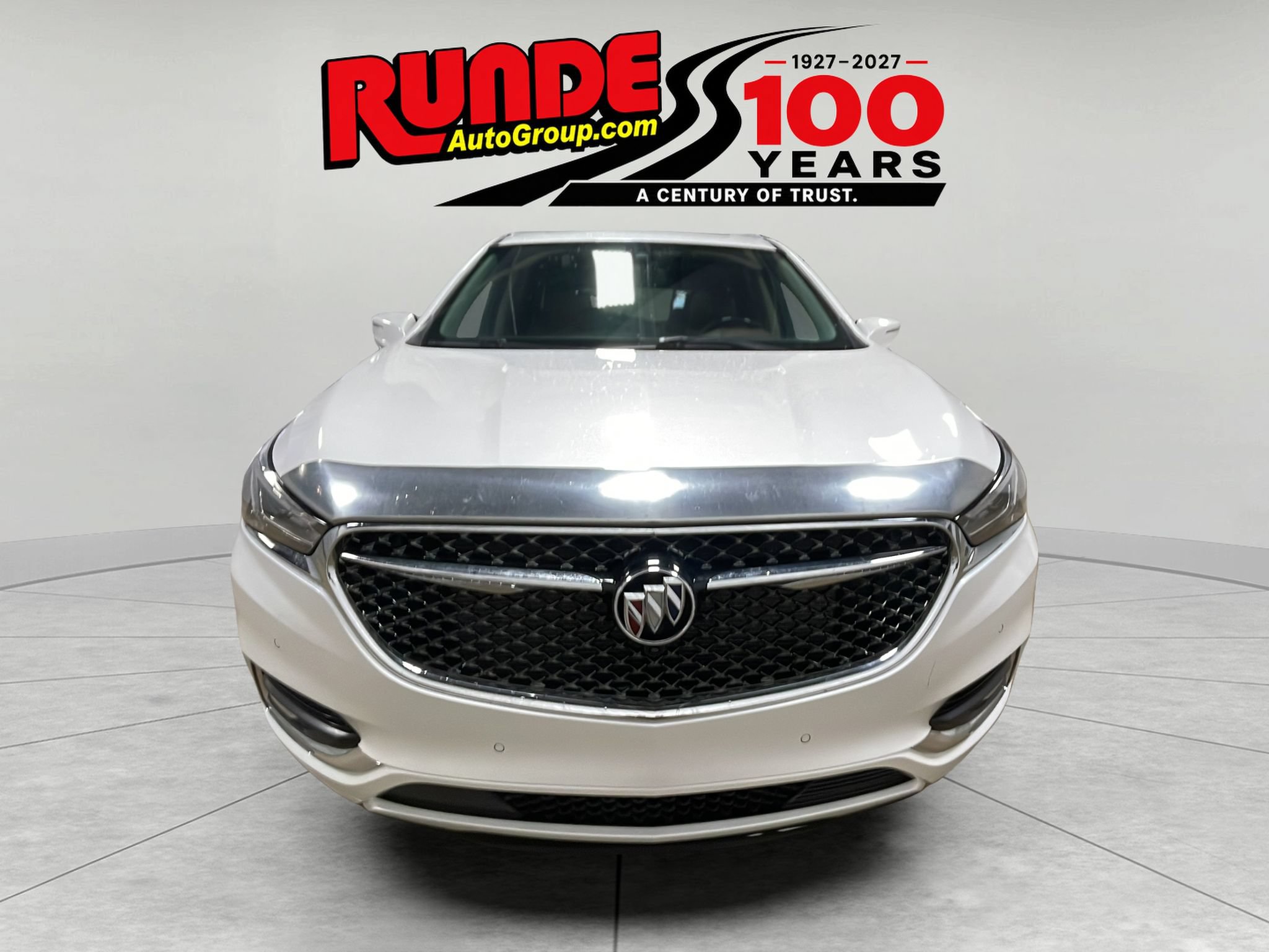Used 2021 Buick Enclave Avenir w/ Avenir Technology Package AWD/4WD image 8