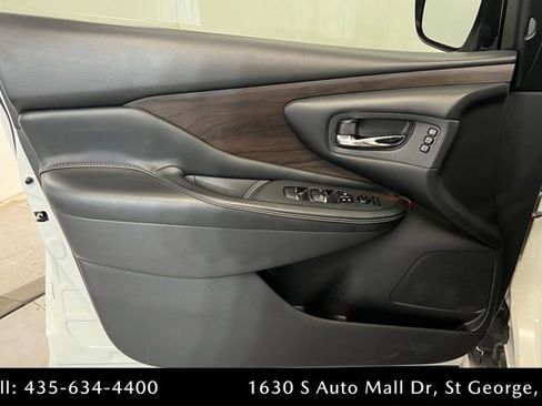 Used 2019 Nissan Murano Platinum w/ Cargo Package image 14