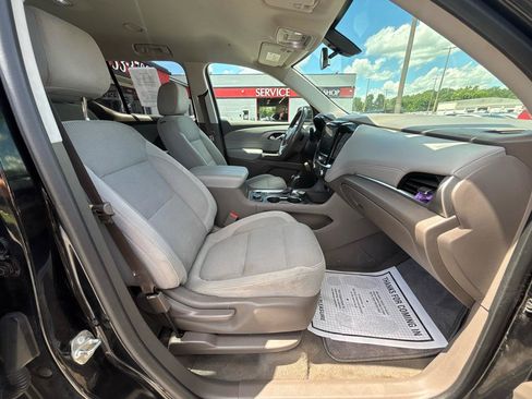 Used 2019 Chevrolet Traverse LT w/ LPO, Cargo Package AWD/4WD image 10