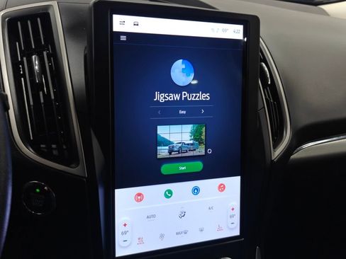 Used 2022 Ford Edge SEL w/ Convenience Package image 41