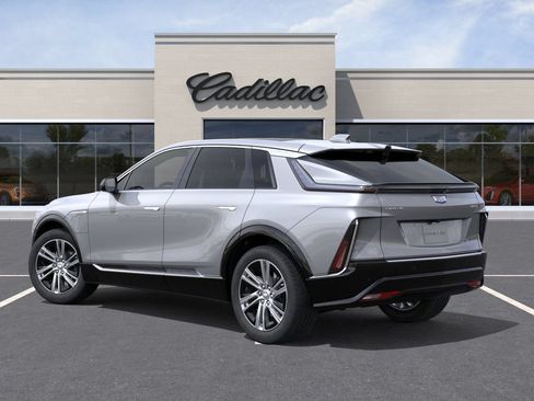 Used 2024 Cadillac Lyriq Tech w/ Driver Assist Package AWD/4WD image 3