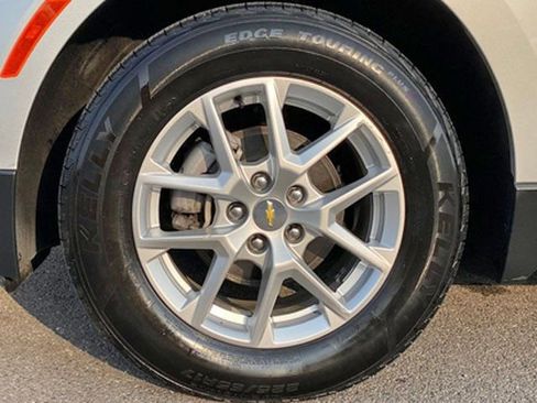 Used 2022 Chevrolet Equinox LS image 21