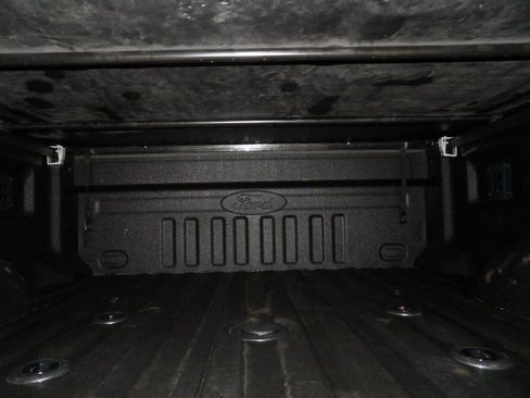 Used 2024 Ford F250 Lariat w/ Black Appearance Package image 40