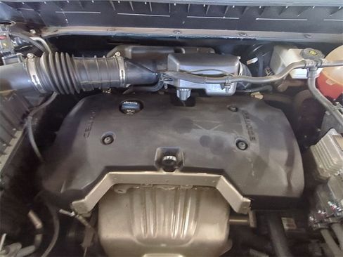 Used 2020 Chevrolet Blazer LT image 29