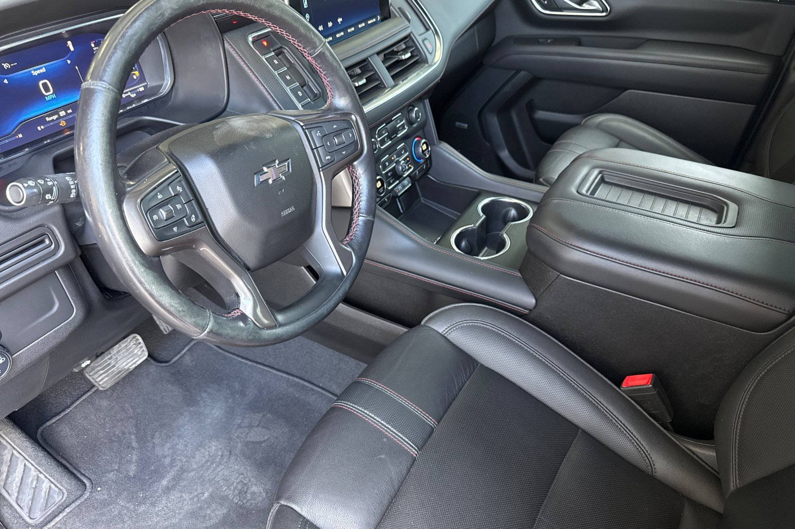 Used 2022 Chevrolet Tahoe RST w/ Sport Performance Package AWD/4WD image 9
