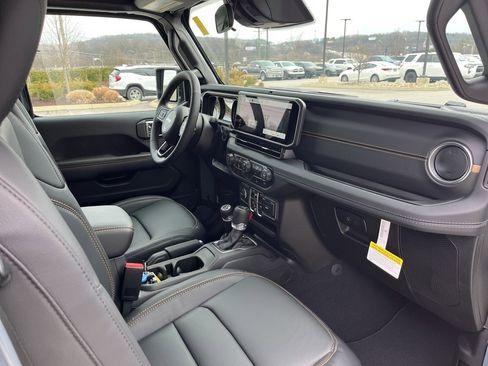 New 2026 Jeep Gladiator Sport image 29