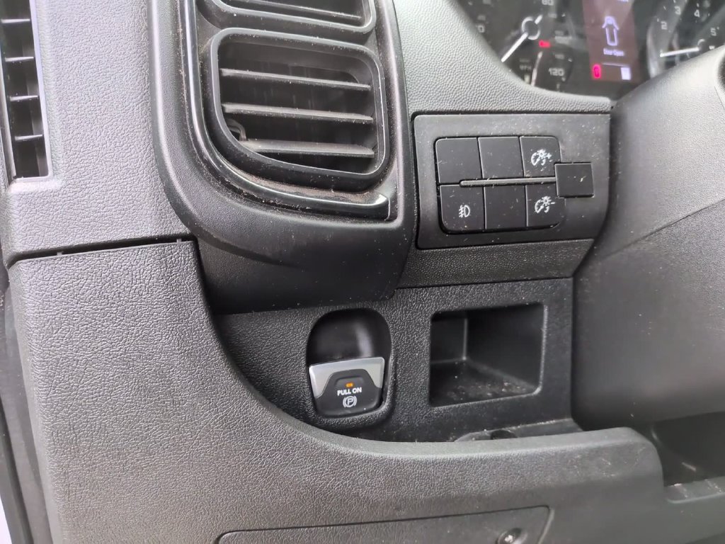 New 2025 RAM ProMaster 2500 w/ Convenience Group FWD image 23