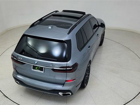 Used 2023 BMW X7 xDrive40i w/ M Sport Package image 89