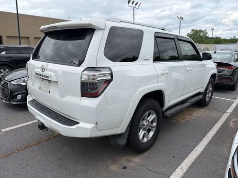 Used 2018 Toyota 4Runner SR5 Premium image 6