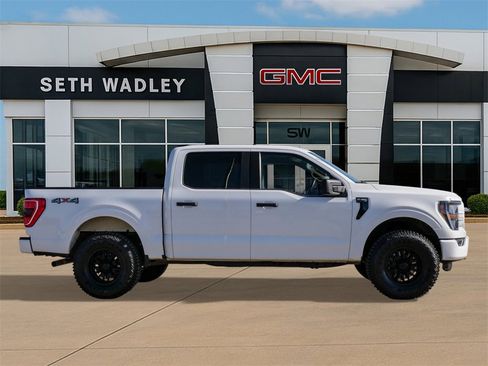 Used 2023 Ford F150 XLT w/ Trailer Tow Package image 8