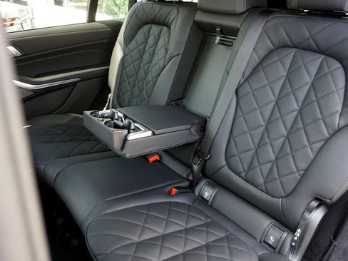 New 2027 BMW X7 xDrive40i AWD/4WD image 13