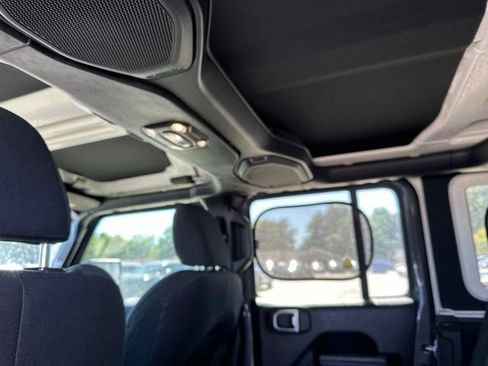 Used 2021 Jeep Wrangler Unlimited Sport AWD/4WD image 10