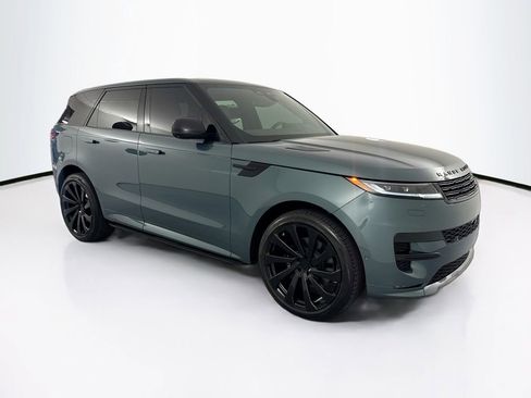 Used 2024 Land Rover Range Rover Sport Dynamic SE AWD/4WD image 3