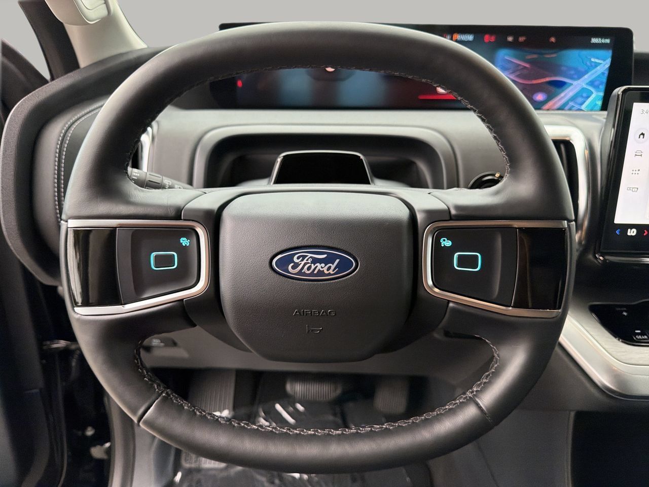Used 2026 Ford Expedition Max Platinum AWD/4WD image 32