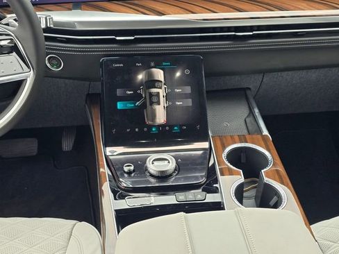 New 2026 Cadillac Escalade Platinum Sport image 19