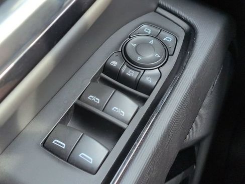 Used 2025 GMC Sierra 2500 AT4X AWD/4WD image 25