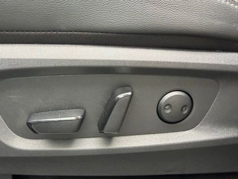 Certified 2025 Nissan Pathfinder SL AWD/4WD image 14