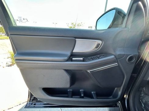 Used 2025 Ford Expedition Active AWD/4WD image 26