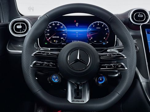 New 2026 Mercedes-Benz GLC 43 AMG 4MATIC image 17
