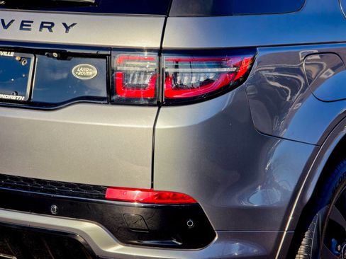 Used 2023 Land Rover Discovery Sport S R-Dynamic image 19