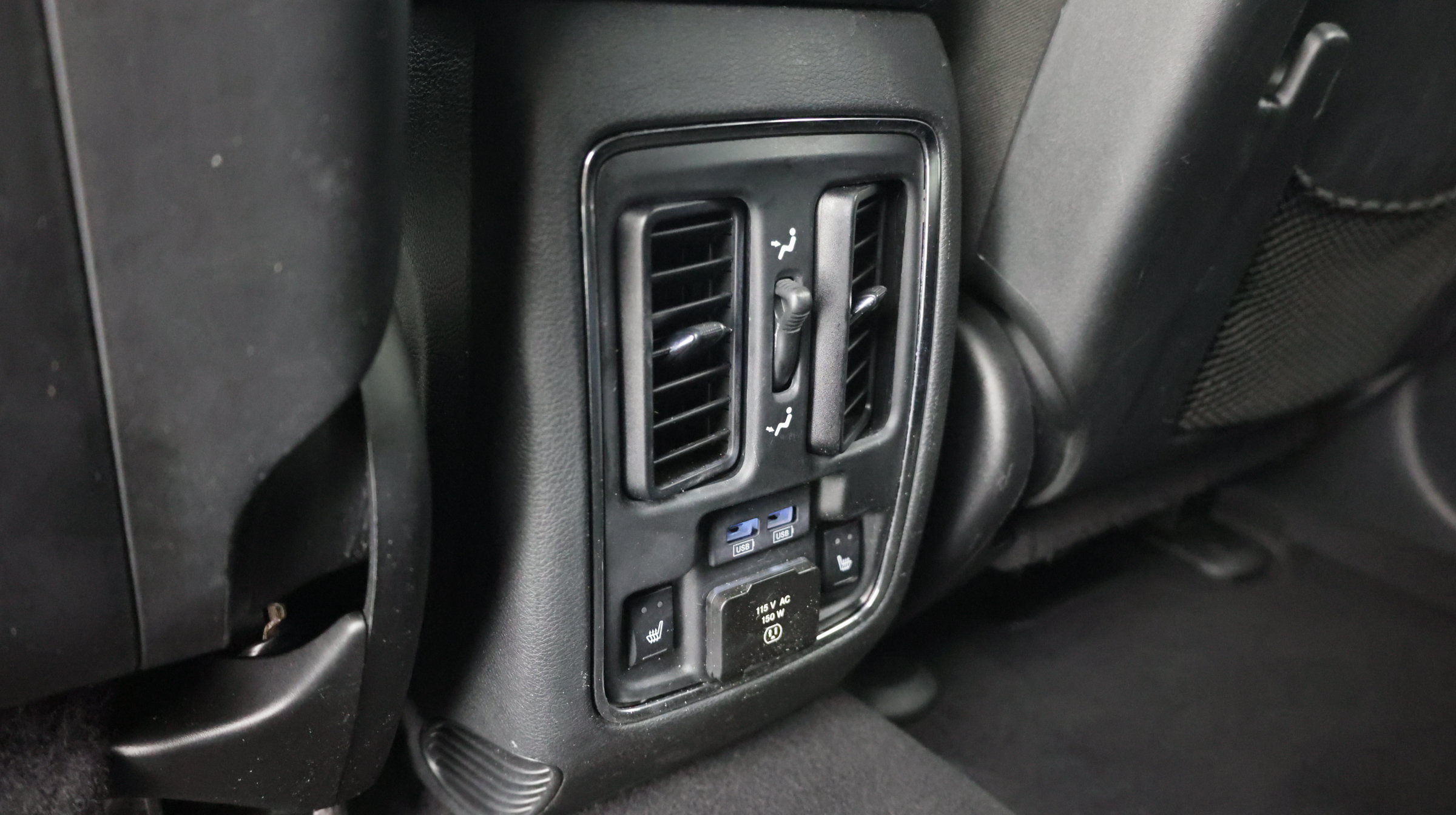 Used 2020 Jeep Grand Cherokee Limited w/ Luxury Group II RWD image 30
