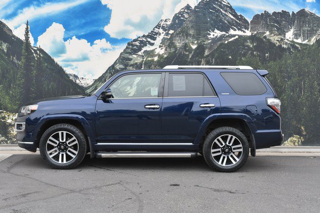 Used 2018 Toyota 4Runner Limited AWD/4WD image 7