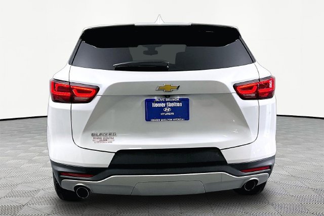 Used 2023 Chevrolet Blazer LT FWD image 5