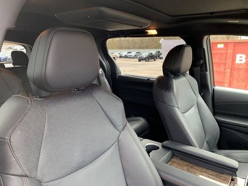 Used 2025 Toyota Sienna Platinum image 22