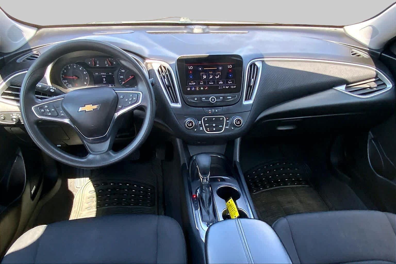 Used 2024 Chevrolet Malibu LT FWD image 15