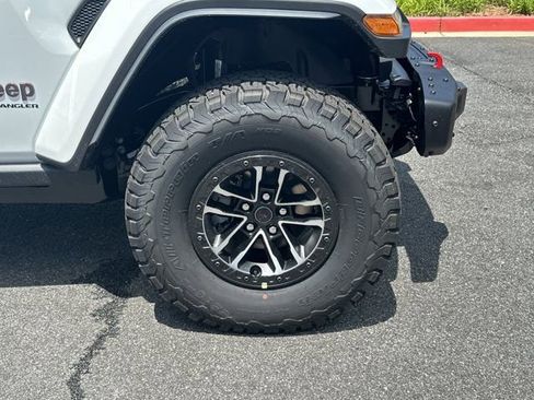 New 2026 Jeep Wrangler Unlimited Rubicon AWD/4WD image 12