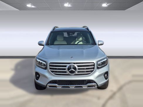 Used 2026 Mercedes-Benz GLB 250 4MATIC image 6