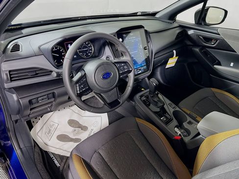Used 2025 Subaru Crosstrek 2.5i Sport w/ Popular Package #3A AWD/4WD image 9