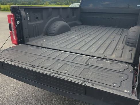Used 2024 Ford F250 Lariat w/ Lariat Ultimate Package AWD/4WD image 40