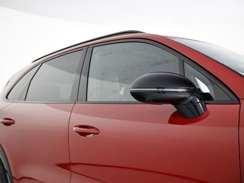 New 2026 Porsche Cayenne GTS image 16