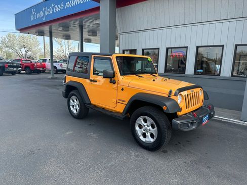 Used 2012 Jeep Wrangler Sport image 2