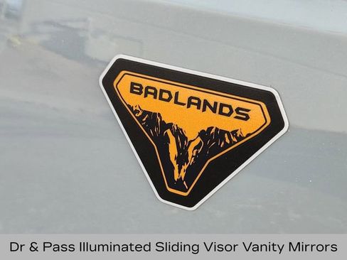 Used 2021 Ford Bronco Badlands image 19