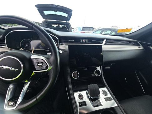 Used 2023 Jaguar F-PACE R-Dynamic S AWD/4WD image 6