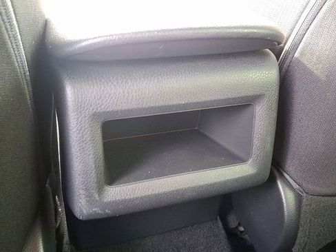 Used 2019 Toyota Camry LE image 11