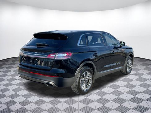 Used 2023 Lincoln Nautilus AWD image 9