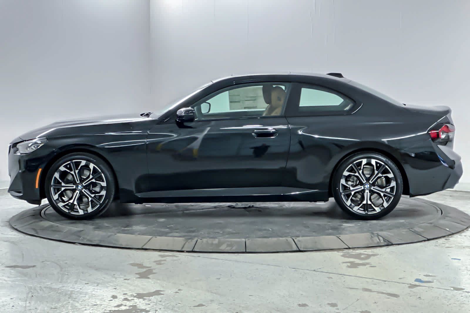 Used 2026 BMW 230i Coupe w/ Premium Package RWD image 5