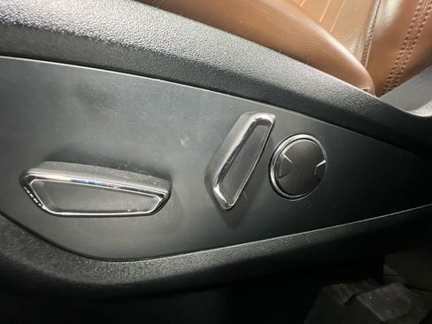 Used 2021 Lincoln Nautilus Reserve w/ Equipment Group 201A image 35