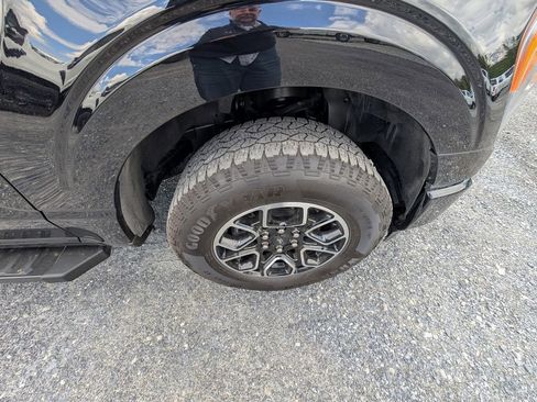 Used 2022 Ford F150 XLT w/ Equipment Group 301A Mid image 18